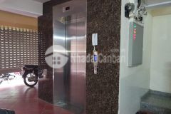 Bán căn hộ dòng tiền trungn kính cầu giấy 80m2 7 tầng thang máy 16 phòng