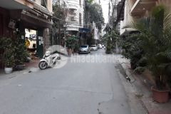 Nhà phân lô hoàng cầu 75m25t. oto tránh. gần hồ 11.5 tỷ.