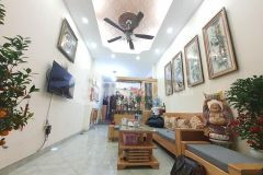 Chính chủ cần bán gấp nhà ngọc thuỵ 5 tầng 34m ô tô đỗ giá 3.15t