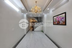 Nhà mới lạc trung đang hoàn thiện 35m2 5 tầng view thoáng vĩnh viễn ô tô đỗ gần