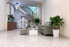 Bán nhà lĩnh nam 40m2, ngõ ba gác đua, 50m ra oto giá chỉ 2.95 tỷ