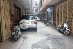 Bán nhà phố trung kính cầu giấy kinh doanh. gara dt 65mmt 6,1m. giá 12 tỉ