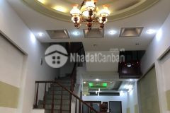 Nhà 1 8m thông hương lộ 2, ngay bv bình tân, 80m2 1 trệt 2.5 lầu.