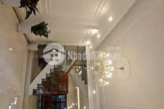 Nhà lô góc, oto thông. gần ubnd, trường gia thụy. 50m2, 4 tầng. nhỉnh 5 tỷ.