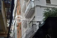 Chính chủ cần bán nhà cầu giấy có thang máy 30.1 m2 giá 6.7 tỷ