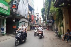 Bán nhà khương trung lô góc 2 mặt thoáng 51m2mặt tiền 4m 30m ra mặt phố giá chỉ 4.x tỷ x ti