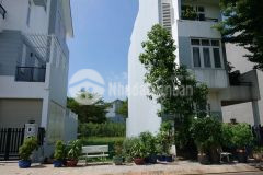 Gấp bán nhà 3 tầng tại thị trấn nông trường mộc châu