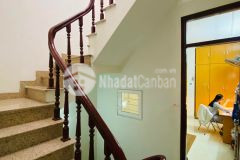 Bán nhà trần phú hà đông, 45m2, 3 tầng, mt 4m, 5 tỷ, phân lô, vỉa hè, ô tô tránh, 0979431991.