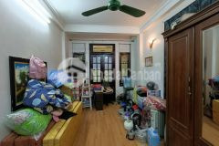 Bán gấp nhà phố quan nhân, thanh xuân 32m, 5 tầng, nhà đẹp ở ngay, 3.2 tỷ