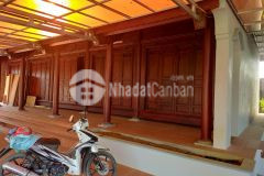 Bán đất tặng nhà gỗ cổ kính 5 gian tại nhuận trạch lương sơn hb