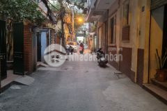 Nhà phân lô, ô tô đỗ cửa ngõ phố yên lãng, đống đa, 0911554873.