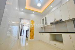 Bán nhà sở thượng hoàng mai ô tô đỗ cổng. 42m2 x 3 tầng giá chỉ 2.95 tỷ.