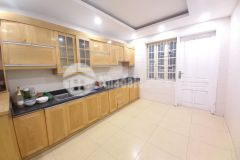 Bán nhanh nguyễn văn trỗi 95 triệum2 ô tô vào nhà 8 ngủ 94m2 mt4m. lh khánh trần 0972858666 mua nga