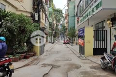 Hơn 3 tỷ có nhà lạc trung, nhà đẹp, ở ngay, ngõ sạch rộng thoáng, 39m x 4 tầng