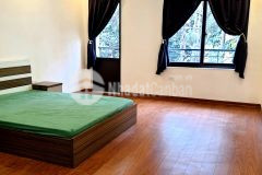 Chủ nhà cần bán nhà đội cấn, ba đình, 45m2, 4 tầng, mt 4.2m, giá 4.9 tỷ. lh 0986519695.