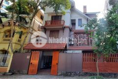 Biệt thự linh đàm kinh doanh đỉnh ô tô tránh vỉa hè rộng thoáng vô cùng xung quanh toàn nhà hàng trung tâm