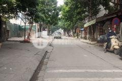 Bán đất cổ linh vỉa hè, kinh doanh kho văn phòng,đường to ô tô tránh, 92m2