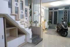 Nhà đẹp mê ly, hẻm đường thích quảng đức, p5, pn, 30.8m2, 3 tầng, chỉ 4 tỷ, 0384966639