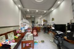 Quận tân phú xe tải quay đầu đường sơn kỳ 4,5m x 20m giá 7,5 tỷ.