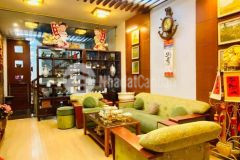 Mặt phố lê văn hưu sầm uất gần phố thi sách 92m2x5t chỉ 42.68 tỷ. lh 0989.62.6116