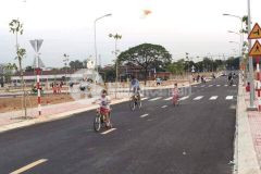 Bán 3 nền liền liền kề nhau, góc 2 mặt tiền thanh toán 340tr công chứng ngay