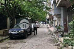 Gia đình cần bán gấp căn nhà để sang nước ngoài. ba đình, dt 96m2, 6 tầng, mt 6,5m. giá chỉ 27,5 tỷ.