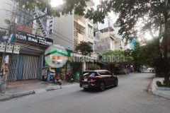 Cần tiền bán gấp nhà phố phùng hưng, hà đông, ngõ thông, 42m, 4 tầng nhỉnh 2 tỷ.