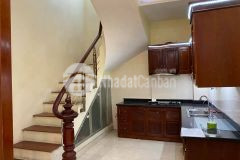 Bán nhà lạc long quân 35m phân lô thông thoáng dân trí cao 4.4 tỷ 0962656654