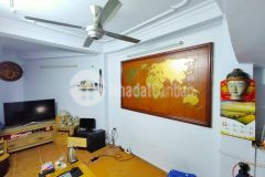 Nhỉnh 2 tỷ có hộ khẩu đống đa 30m x 4t, 3 phòng ngủ, nhà đẹp, ngõ thông, ở luôn.