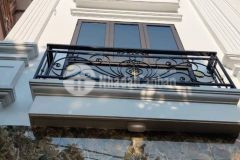 Bán nhà đẹp lạc long quân,cầu giấy.50m2, 5t,mt 4m chỉ 4.65 tỷ.lh hải cg 0966866250