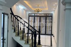 Bán nhà quan nhân, ba bước ra phố, 35m2, 5 tầng, 3.8 tỷ