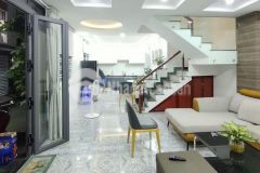 Re re nha 4 lâu mơi ơ ngay binh tri đông binh tân chi co 4.5ty