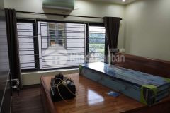 Bán gấp nhà dt 32m 4t mt 3,5m giá 2,85 tỷ. dương văn bé hai bà trưng. 0947913839