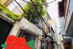 Bán nhà đẹp cầu giấy gara ô tô, kinh doanh, ô chờ thang máy, dt 70m, 5t, mt4m giá 12,x tỷ.