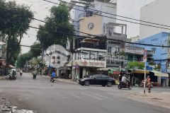 1 căn duy nhất mặt tiền phan văn trị quận 5 47m2, giá 18.5 tỷ.