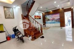 Nhà đẹp đón tết đại từ view hồ linh đàm diện tích 60m2, 4 tầng, giá 4.5 tỷ