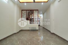 Nhà mới đẹp lung linh ngõ 184 đê trần khát chân 6 phòng ngủ nhỉnh 4 tỷ