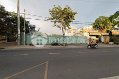 Bán lô đất mặt tiền nguyễn văn tạo nhà bè. 8190mv bề ngang 70m.