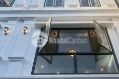 Phố nguyễn văn linh long biên