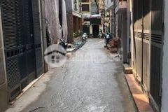 Bán nhà tân mai, hoàng mai 43m2 x 5 tầng x mt 4m, gần phố, vuông đẹp, giá 5.5 tỷ.