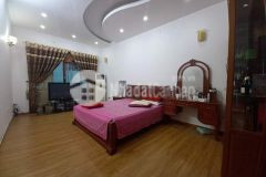 Bán nhà ngô gia tự, ô tô tránh, thang máy, kinh doanh tài lộc.