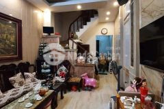 Bán nhà phố kim mã 44m2 5 tầng ngõ thông giá 3.96 tỷ