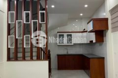 Chính chủ bán nhanh nhà đẹp lạc long quân 37m ô tô đỗ cách 20m nhà mới full nội thất 4.95 tỷ