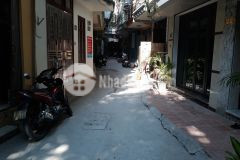 Bán nhà hồ ba mẫu 62m25t. lô góc, gần phố 95trm.