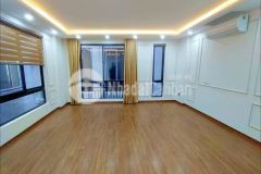 Bán gấp trước tết bỏ túi 200trnăm6 tầng, mt khủng 5m50m ra ô tôan ninh chỉ hơn 3tỷ