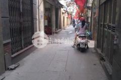 Bán gấp nhà định công thượng 40x4t, nhà đẹp, ô tô, an ninh tốt, chính chủ0975750705