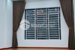 Nhà mới ở ngay 40mx5 tầng,ngõ thông rộng 93trm2.