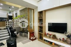 Bán nhà hxh nuyễn tri phương quận 10 dt 3.8x7m 4 tầng tiện để ở.