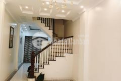 Bán gấp mặt ngõ ôtô đỗ cửa nhà mới đẹp gần phố 43m 5t 6xtỷ phố 83 quận hai bà