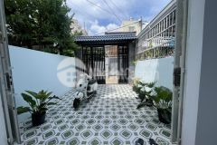 Bán nhà hxh 19510 trung mỹ tây 2a, quận 12, shr, 100m2, chỉ 4,9 tỷ. lh0968858768.